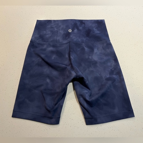 Lululemon Wunder Train High-Rise Short 8" in Diamond Dye Shade Naval Blue Size 6 - Picture 7 of 9